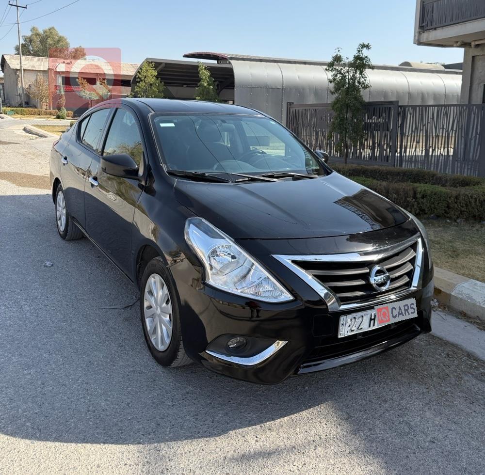 نیسان ڤێرسا